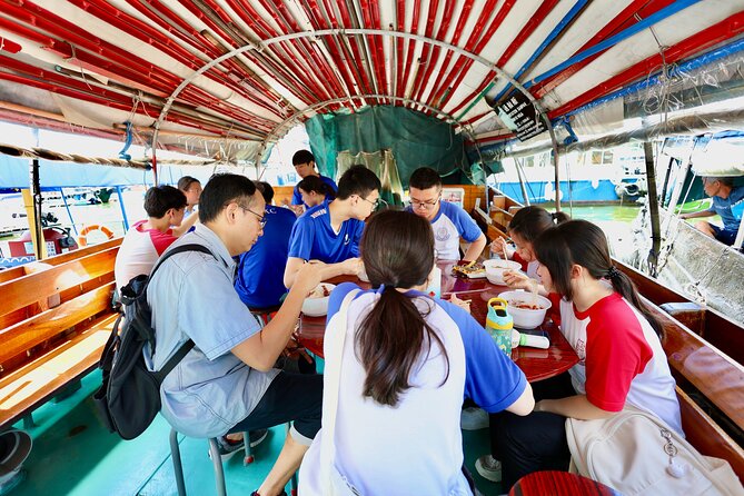 Aberdeen Food Tour | Private Sampan w/Noodles & Floating Kitchen - Where You Start (and How to Make the Most of Your 90 Minutes)