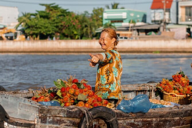 Can Tho Motorbike Tour - Rhythms of the Mekong Delta - Giàn Gừa heritage tree relic: a pause from the road