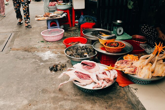 Early Riser Walk: Grandma Noodles, Cafe, Exotic Fruits & History - Ban Co Market and Nguyen Thien Thuat Apartment Buildings: Neighborhood Saigon in Layers