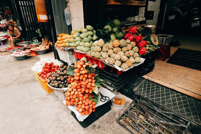 Early Riser Walk: Grandma Noodles, Cafe, Exotic Fruits & History - Cheo Leo Cafe Since 1938: Brewing Coffee and Tea the Old Way