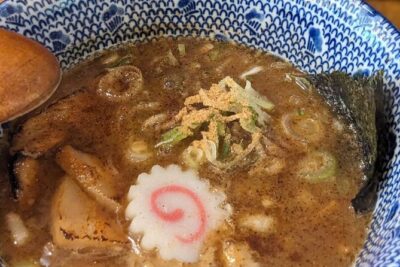 Himeji Tour with Castle Visit and Authentic Ramen Experience - Himeji Castle route: from Otemon Gate to the main keep viewpoints