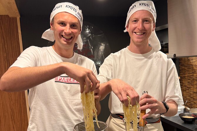 Kyoto Ramen Spoon Painting & Michelin Cooking Class - Michelin-nominated style: why the recipe feels different