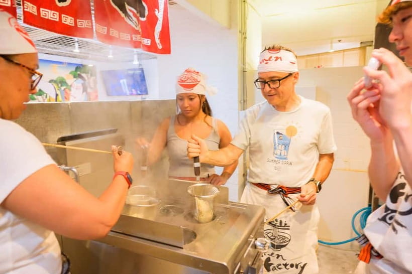 Lake Kawaguchiko: Ramen Cooking Class with Souvenir - Souvenir selection: four take-home options after you eat