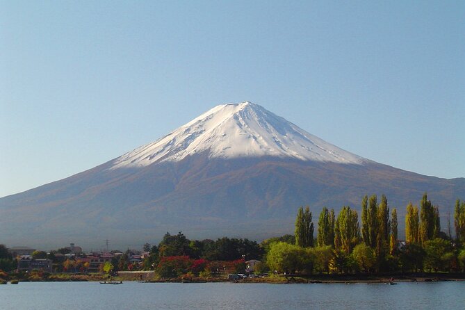 Mt. Fuji & Hakone: Fuji Sengen Shrine, Cruise, and Ramen-Making - Oshino Hakkai: Eight Ponds, Fuji Meltwater, and a Different Kind of Souvenir Stop