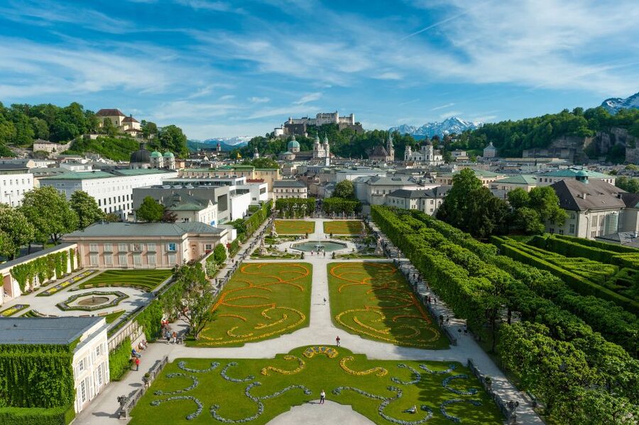 Original Sound of Music Tour with Schnitzel + Noodles - Key moments you can plan your day around