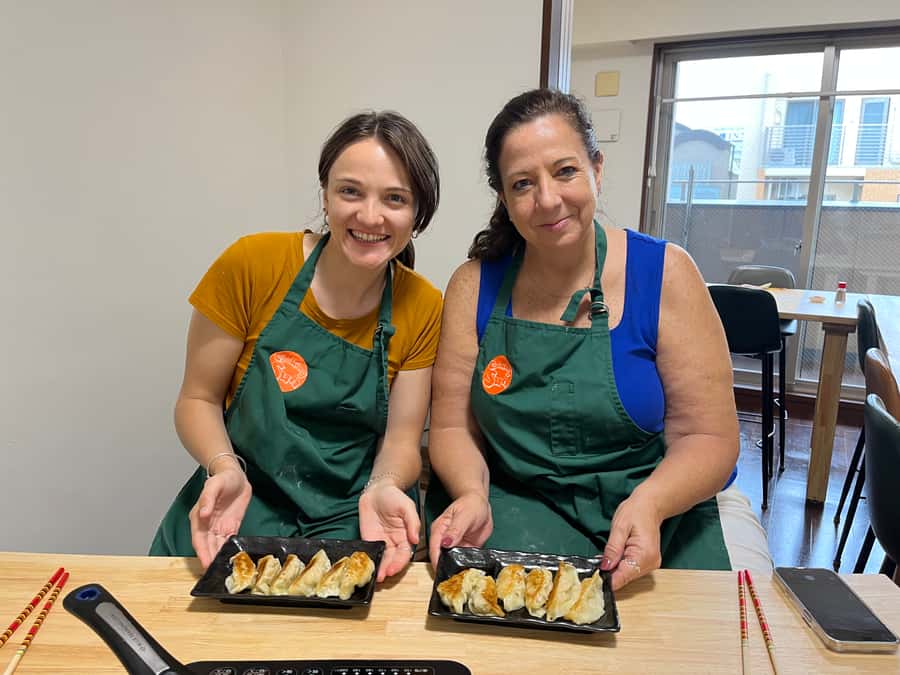 Osaka: Ramen and Gyoza Cooking Class in Dotonbori - Finding Cooking Sun Osaka and settling in fast