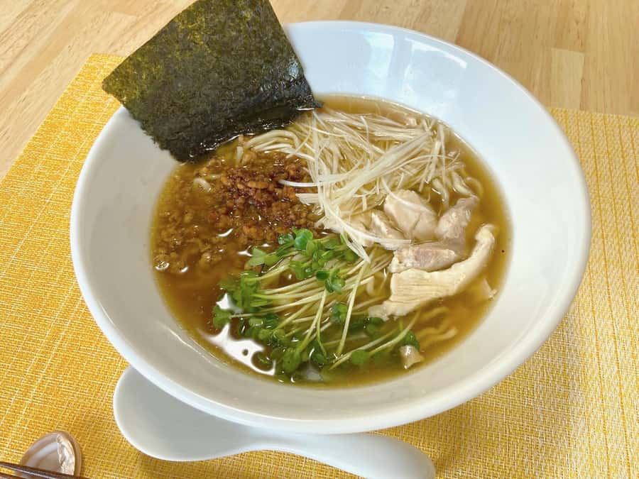 Osaka: Ramen and Gyoza Cooking Class in Dotonbori - Gyoza practice with minced chicken, plus diet-friendly options