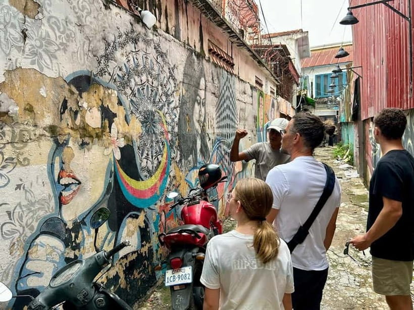Phnom Penh: Street Art and Noodle Tour by Tuk Tuk - The Noodle Tour: Three Dishes That Feel Like Dinner
