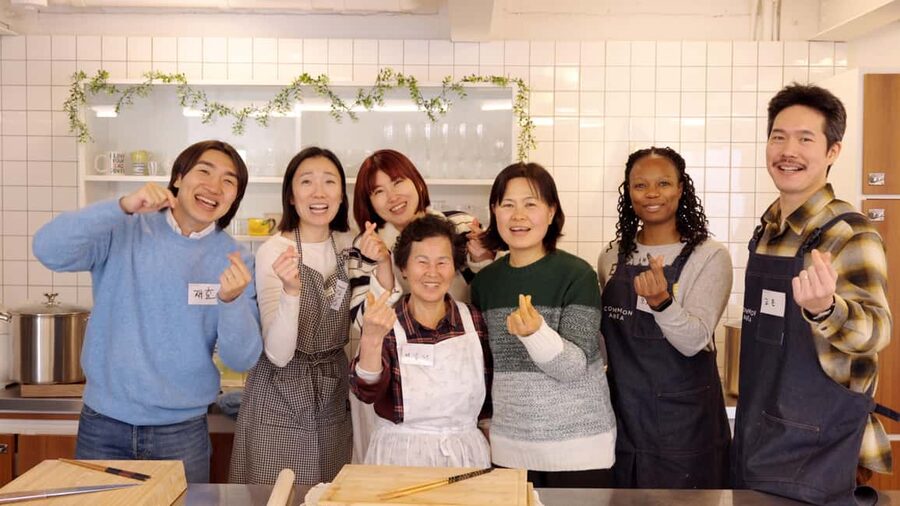 Seoul: Handmade Noodles with Korean Grandma - The Meeting Point in Mapo-gu: Tojeong-ro Basics