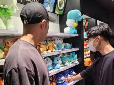 Tokyo: Japanese anime stores with ramen lunch in Shibuya - How the 150-minute flow keeps shopping from turning into chaos