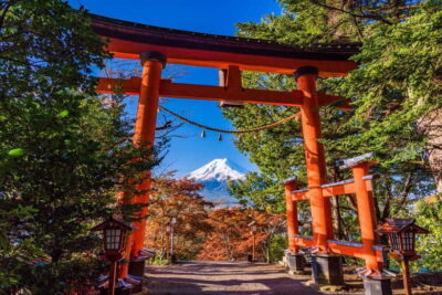 Tokyo: Mt. Fuji, Hakone, Arakura Fuji Sengen w/ Ramen Making - The Shinjuku Start: Why the Early Departure Matters