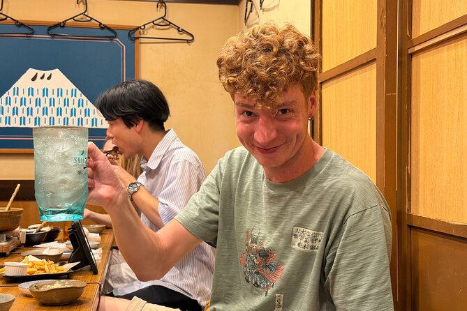 Tokyo Shinjuku Bar Hopping –Wagyu , Ramen & 7 Dishes - Group Size and the Role of Your Guide