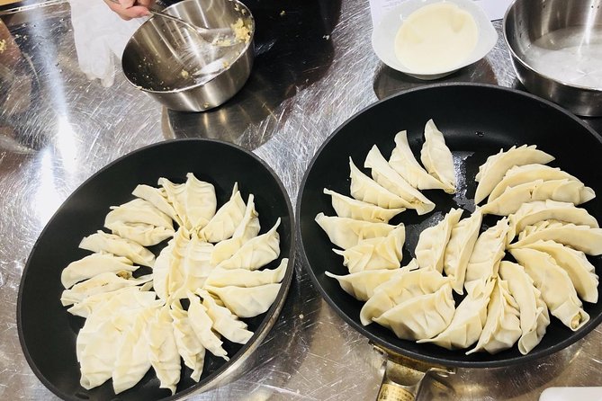 Vegan/Vegetarian Ramen and Gyoza by Bentoya cooking - Why vegan ramen is harder in Japan than it sounds